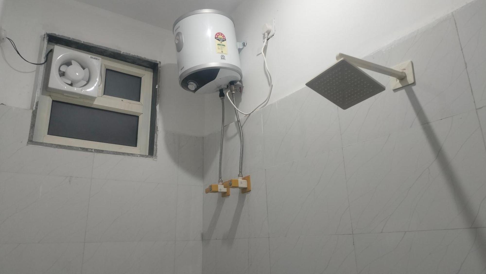 Maa Gayatri Dham Hotel Vrindavan Luaran gambar